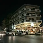 Onyx City Center Apartment With Parking