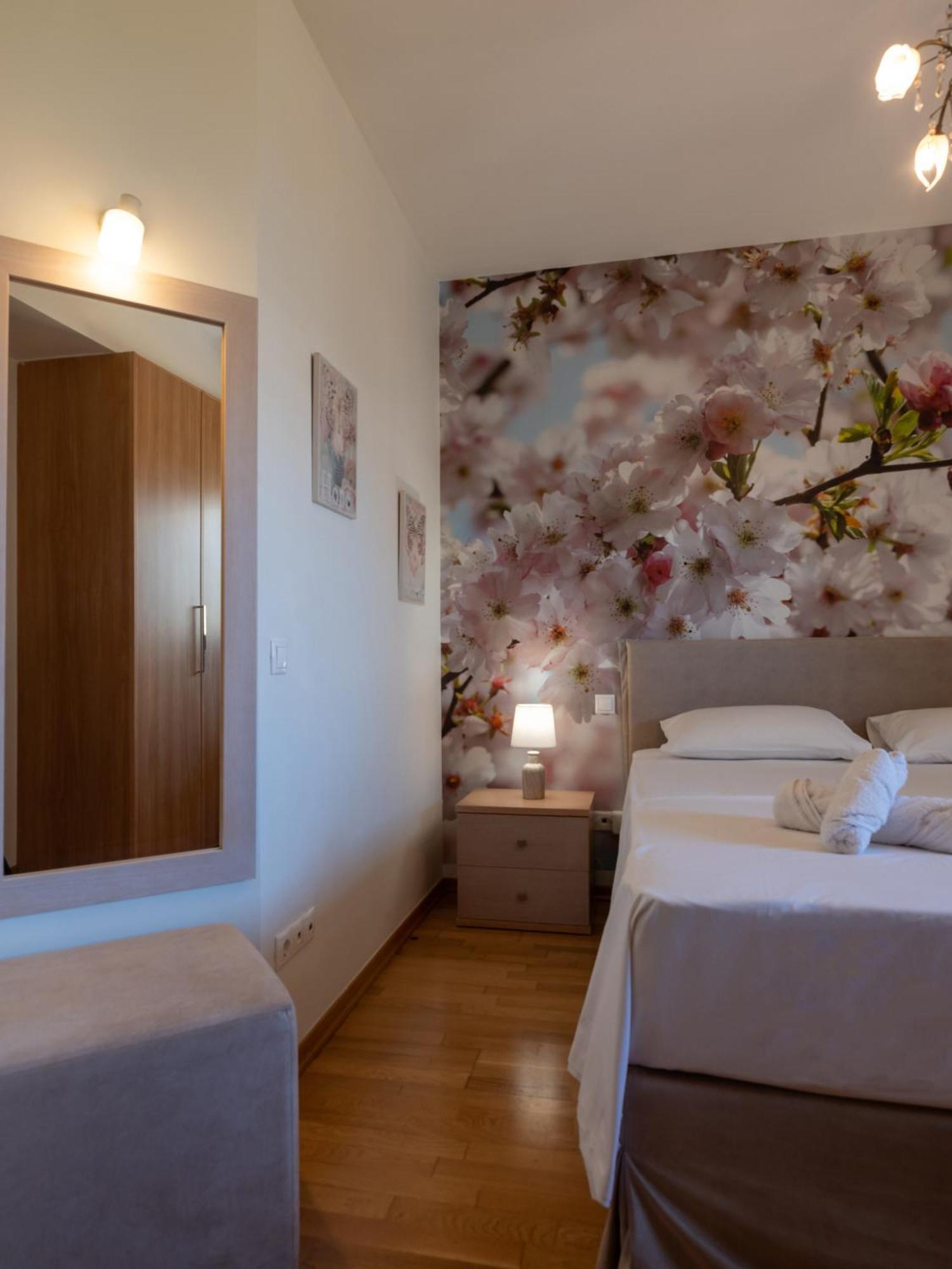 Onyx Center Appartement *